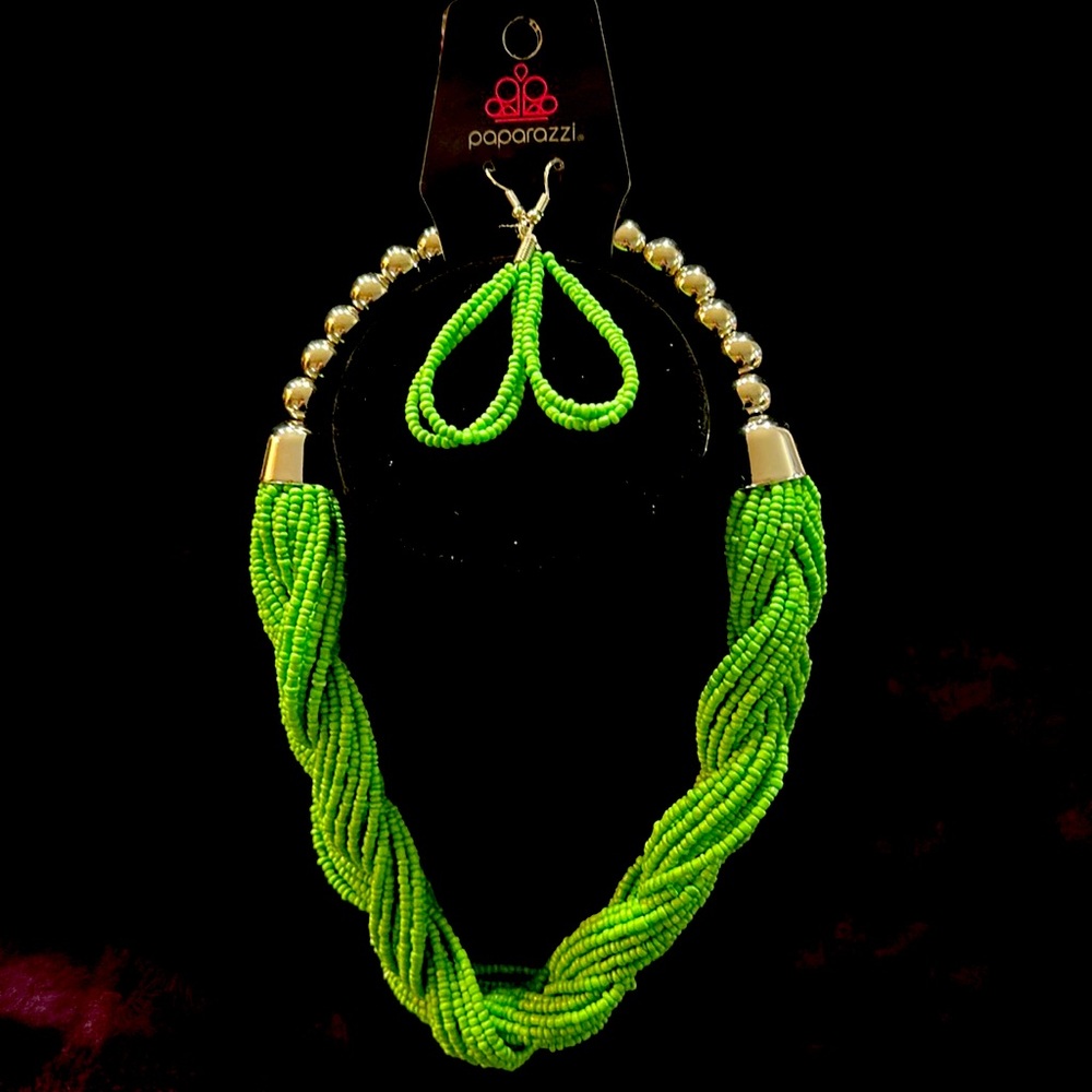 Paparazzi Sea Beads Necklaces with Earrings